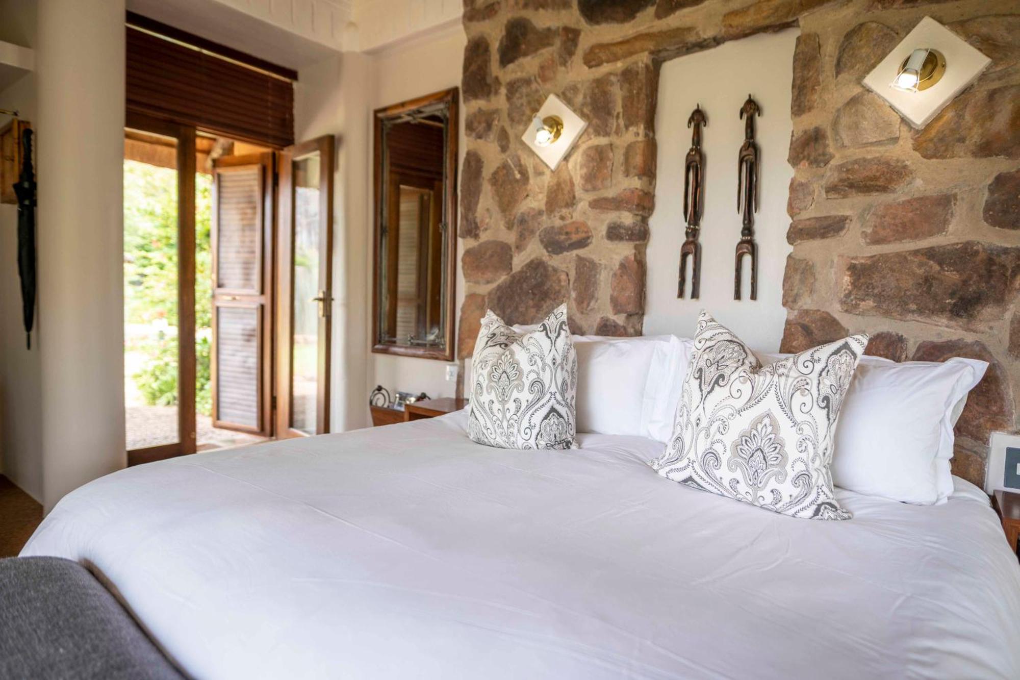 Ekuthuleni Lodge Strand Dış mekan fotoğraf